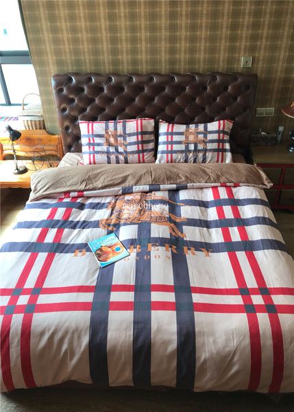 2020 spring summer new trend casual cotton four-piece bed set ultra-comfortable soft cotton quilt cover grid style printed bedding set
2020 spring summer new trend casual cotton four-piece bed set ultra-comfortable soft cotton quilt cover grid style printed bedding set