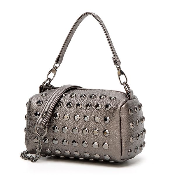 mini rivets messenger bag women handbag pu leather ladies chain shoulder corssbody small bag for teenager girls travel totes
mini rivets messenger bag women handbag pu leather ladies chain shoulder corssbody small bag for teenager girls travel totes
