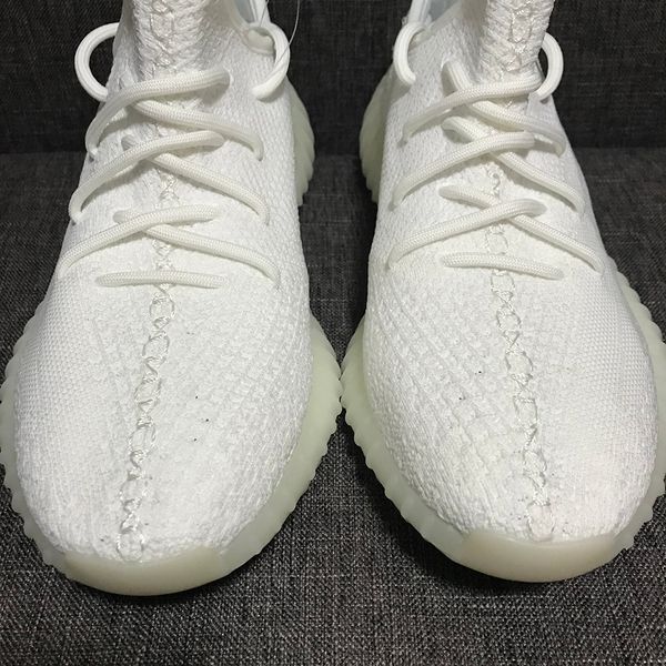 крем белый мужчины женщины кроссовки kanye yeezreel beluga 2.0 конструктор обувь облако белый черный статический светоотражающие stockx snea
крем белый мужчины женщины кроссовки kanye yeezreel beluga 2.0 конструктор обувь облако белый черный статический светоотражающие stockx snea