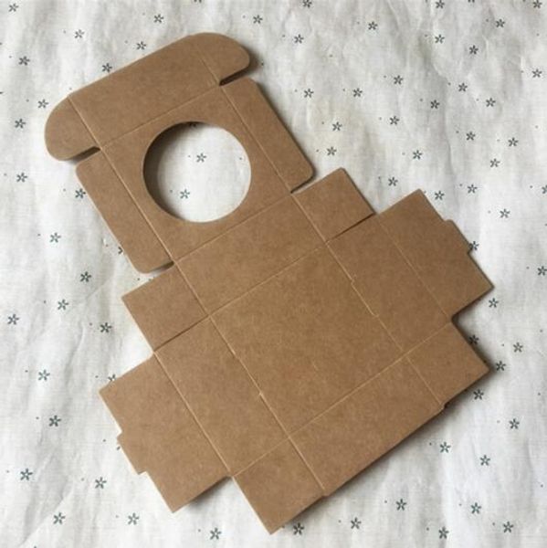 10pcs 7.2*7*3.2cm kraft packaging boxes with round window paperboard diy gift packing box wedding party favors package craft box
10pcs 7.2*7*3.2cm kraft packaging boxes with round window paperboard diy gift packing box wedding party favors package craft box