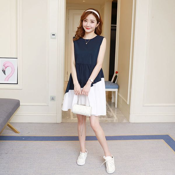 maternity dress summer new korean version of sleeveless blue and white stitching fashion bowknot tide mom pregnant women dress
maternity dress summer new korean version of sleeveless blue and white stitching fashion bowknot tide mom pregnant women dress