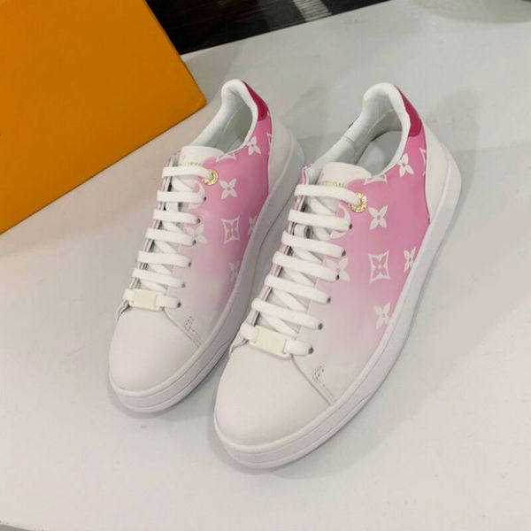 high end fashion luxury designer men casual lace-up flat shoes leather black white sneakers fashion classic red bottoms sports shoes us6-11
high end fashion luxury designer men casual lace-up flat shoes leather black white sneakers fashion classic red bottoms sports shoes us6-11