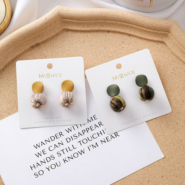 2019 new korea style simple wafer hairball sweet literature art drop earrings for girl women cute fashion jewelry accessories, Silver
2019 new korea style simple wafer hairball sweet literature art drop earrings for girl women cute fashion jewelry accessories, Silver