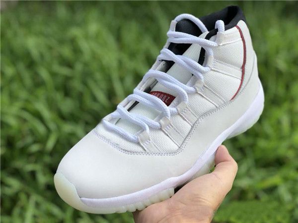 2018 high qualtiy with box 11 platinum tint 11s men basketball shoes grey sports sneakers size 40-46
2018 high qualtiy with box 11 platinum tint 11s men basketball shoes grey sports sneakers size 40-46