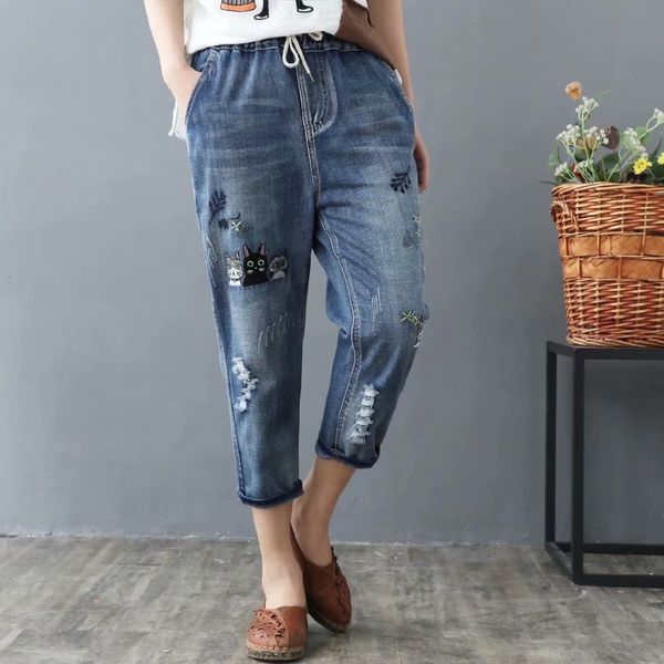 plus size 3xl nice cat embroidery jeans women's fashion cut into their pants, Blue
plus size 3xl nice cat embroidery jeans women's fashion cut into their pants, Blue