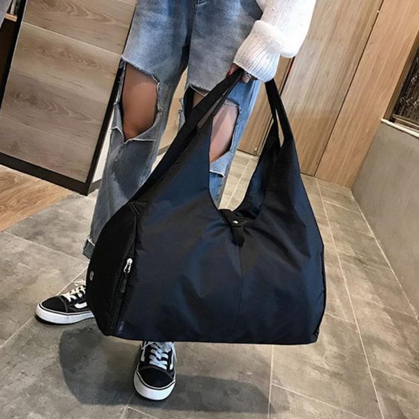 swimming gym bag zipper large capacity oxford cloth fitness dry wet solid independent shoe case storage yoga travel
swimming gym bag zipper large capacity oxford cloth fitness dry wet solid independent shoe case storage yoga travel