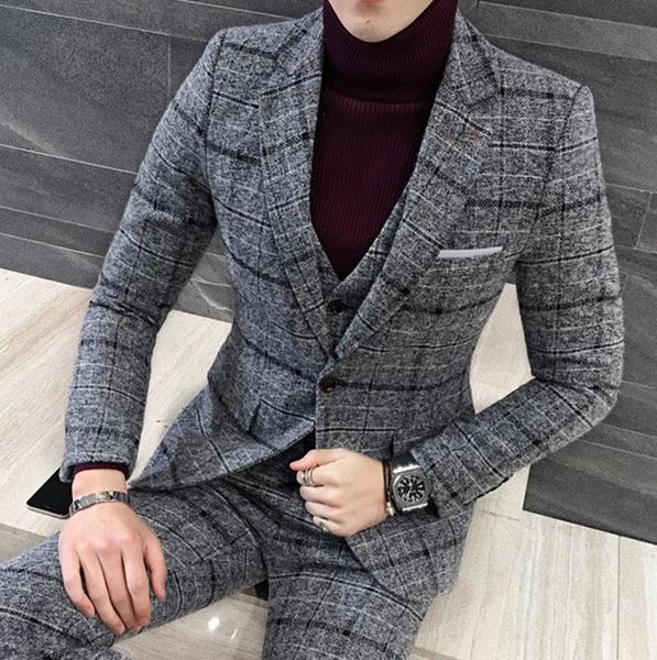 new plain pattern men suits business slim fit suits for man 3pieces( jacket + vest + pants) custome homme man, White;black
new plain pattern men suits business slim fit suits for man 3pieces( jacket + vest + pants) custome homme man, White;black