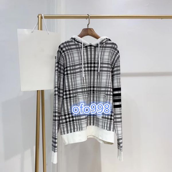 high end women's girls long sleeve sweatshirt long sleeved hooded collar contrast plaid printing, Black
high end women's girls long sleeve sweatshirt long sleeved hooded collar contrast plaid printing, Black