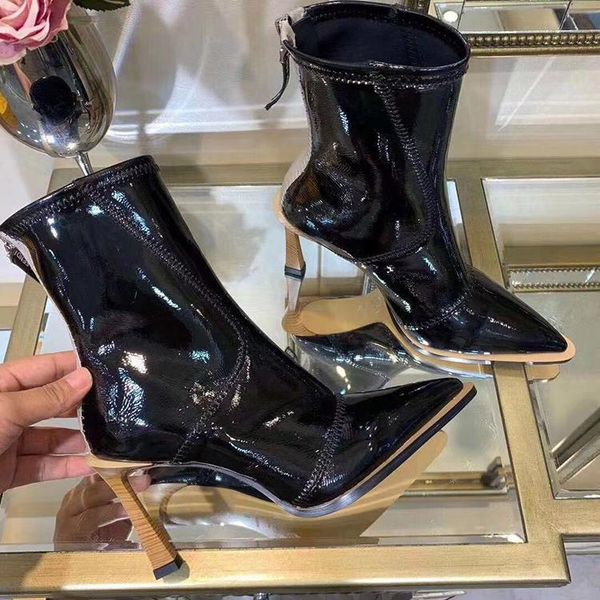 glossy neoprene and ankle boots autumn and winter 2019 new type of lacquer leather pointed back zipper boots with high heels and slim heels, Black
glossy neoprene and ankle boots autumn and winter 2019 new type of lacquer leather pointed back zipper boots with high heels and slim heels, Black