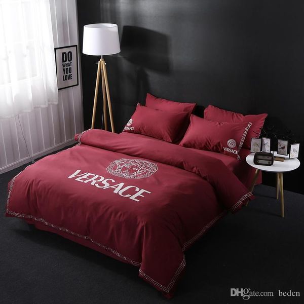 new european stlye letter flower bed linens 4pcs bedding sets bed set duvet cover woven bed sheet household cover set 77
new european stlye letter flower bed linens 4pcs bedding sets bed set duvet cover woven bed sheet household cover set 77