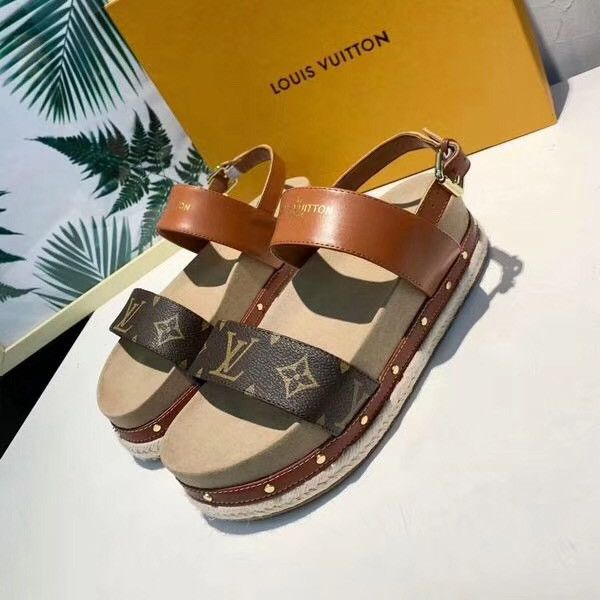 New women timelap e andal 1a4vx0 women 039 platform andal cla ic luxury de igner andal with box ize 35 41
New women timelap e andal 1a4vx0 women 039 platform andal cla ic luxury de igner andal with box ize 35 41