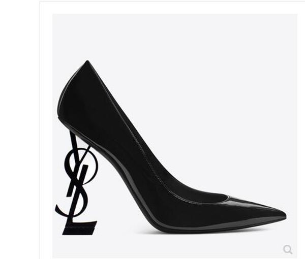 brands women flat slippers sandals girls flip flops studded summer shoes cool beach slides jelly shoes 35-42, Black
brands women flat slippers sandals girls flip flops studded summer shoes cool beach slides jelly shoes 35-42, Black