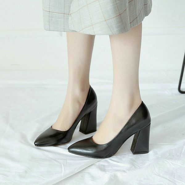 pu leather fashion pointed toe women high heel shoes square high heel shallow women pumps office lazy shoes black gray
pu leather fashion pointed toe women high heel shoes square high heel shallow women pumps office lazy shoes black gray
