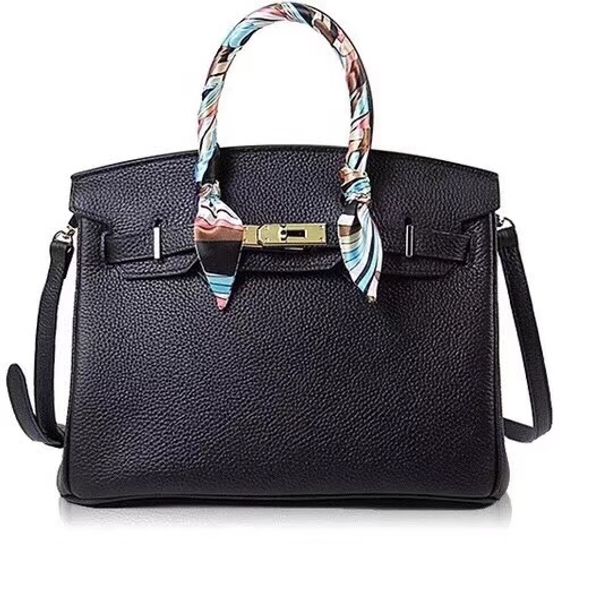 classic shoulder bag fashion cross body totes luxury handbags women bags designer famous brands cowhide leather high quality
classic shoulder bag fashion cross body totes luxury handbags women bags designer famous brands cowhide leather high quality