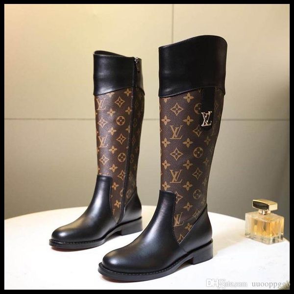 2020y new ladies casual fashion short boots luxury ladies travel party shoes, leather material fast delivery original box packaging, Black
2020y new ladies casual fashion short boots luxury ladies travel party shoes, leather material fast delivery original box packaging, Black