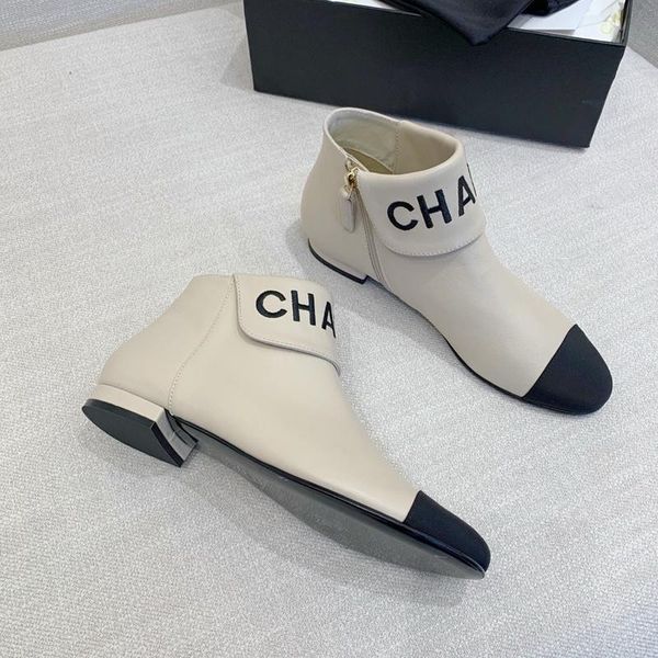 Chanel 2020WT Зимняя роскошь женская повседневная мода высокого верха повседневная обувь, наружная повседневная обувь для путешествий, быстрая доставка с оригинальной коробкой
Chanel 2020WT Зимняя роскошь женская повседневная мода высокого верха повседневная обувь, наружная повседневная обувь для путешествий, быстрая доставка с оригинальной коробкой