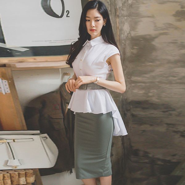 2019 лето тонкий ласточкин хвост белая блузка bodycon миди юбка из двух частей офисная ткань пояс баски рабочий костюм платье, White
2019 лето тонкий ласточкин хвост белая блузка bodycon миди юбка из двух частей офисная ткань пояс баски рабочий костюм платье, White