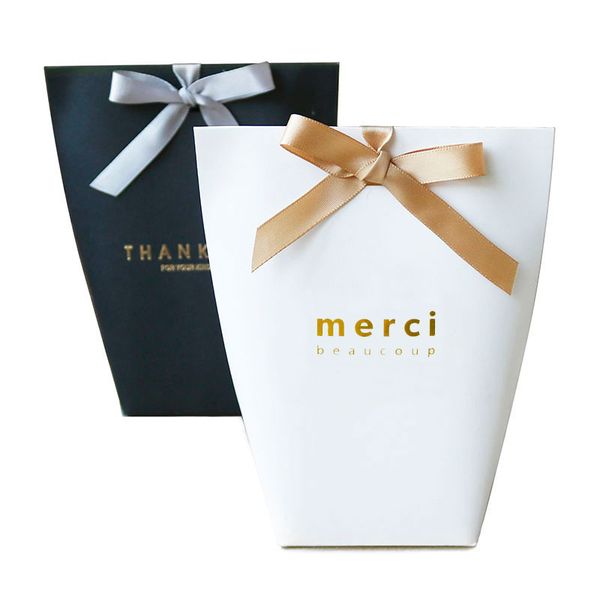 10pcs upscale black white bronzing "merci" candy bag french thank you wedding favors gift box package birthday party favor bags
10pcs upscale black white bronzing "merci" candy bag french thank you wedding favors gift box package birthday party favor bags