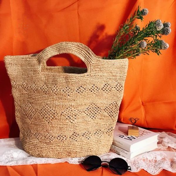 new straw beach bag vintage handmade woven shoulder bag circle rattan bags bohemian summer vacation casual bags
new straw beach bag vintage handmade woven shoulder bag circle rattan bags bohemian summer vacation casual bags