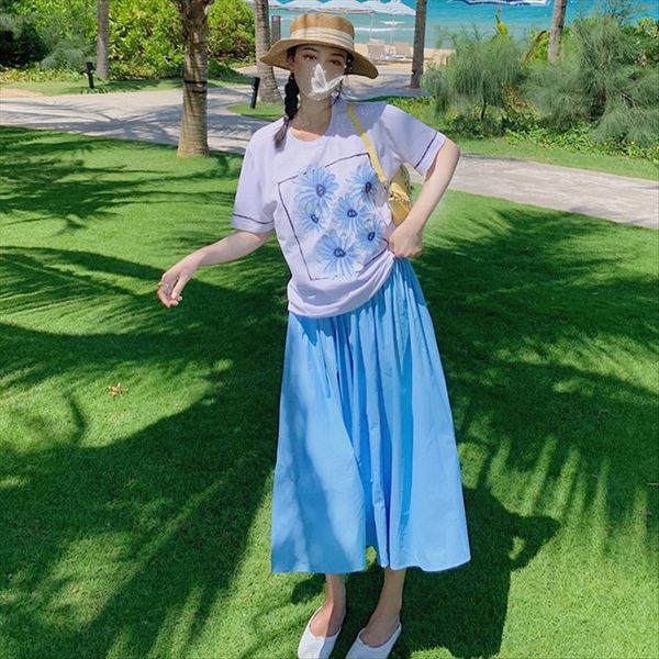 2020 summer blue daisy t-shirt women's loose flower white short sleeve watercolor watercolor summer fashion
2020 summer blue daisy t-shirt women's loose flower white short sleeve watercolor watercolor summer fashion