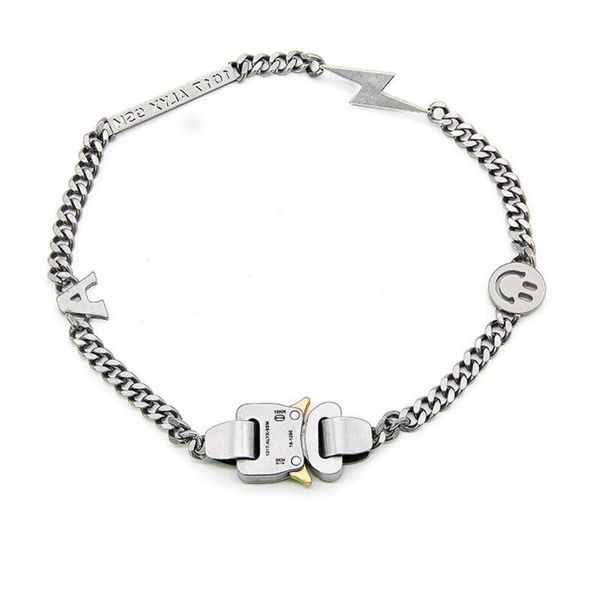 19ss alyx necklace bracelet metal chain men women hip hop lightning outdoor alyx street accessories smile necklace, Silver
19ss alyx necklace bracelet metal chain men women hip hop lightning outdoor alyx street accessories smile necklace, Silver