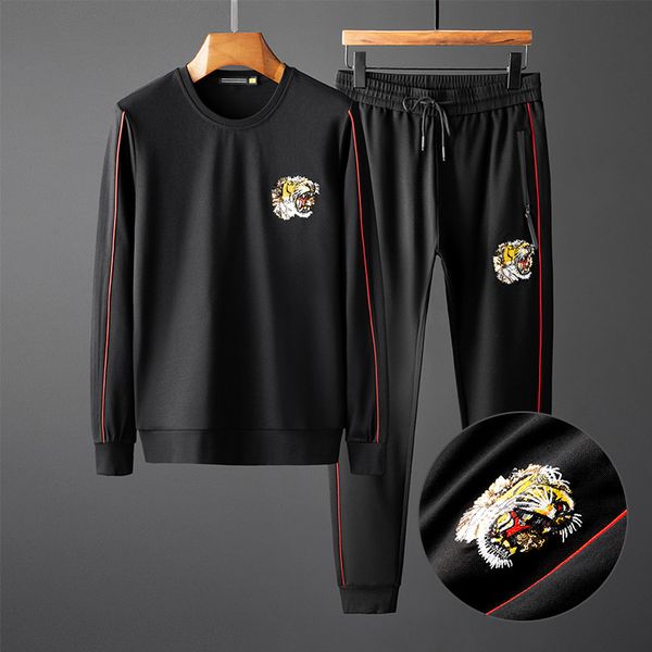 2020 autumn winter new fashion men's tracksuits tiger embroidery casual sportwear two-piece suit hooded+pants men sweatshirt pullover, Gray
2020 autumn winter new fashion men's tracksuits tiger embroidery casual sportwear two-piece suit hooded+pants men sweatshirt pullover, Gray