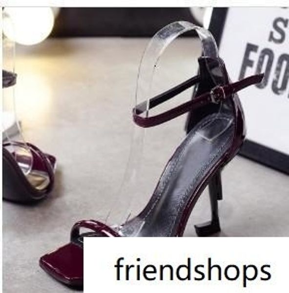 конѬђкоѬ женин кѬаоне каблђки андалии t-Ѭемен на воки каблђка нао 
конѬђкоѬ женин кѬаоне каблђки андалии t-Ѭемен на воки каблђка нао