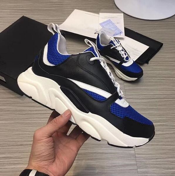 2020 selling calfskin 3 meters material men's and women's fashion casual shoes 35-45 t4, Black
2020 selling calfskin 3 meters material men's and women's fashion casual shoes 35-45 t4, Black