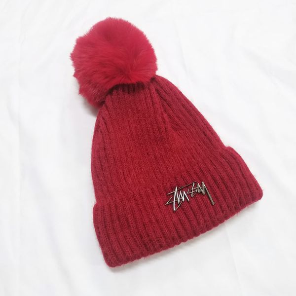 winter knitted real fur hat women thicken beanies withreal fox fur fur pompoms warm caps snapback pompon beanie hats, Blue;gray
winter knitted real fur hat women thicken beanies withreal fox fur fur pompoms warm caps snapback pompon beanie hats, Blue;gray