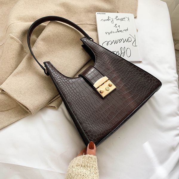 bag women 2019 new fashion texture retro crocodile pattern hand bill of lading shoulder joker lock tote bag
bag women 2019 new fashion texture retro crocodile pattern hand bill of lading shoulder joker lock tote bag