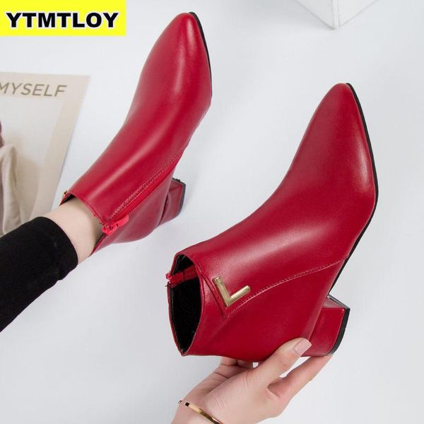 2019 fashion women boots casual leather low high heels spring shoes woman pointed toe rubber ankle boots black red zapatos mujer y200114
2019 fashion women boots casual leather low high heels spring shoes woman pointed toe rubber ankle boots black red zapatos mujer y200114