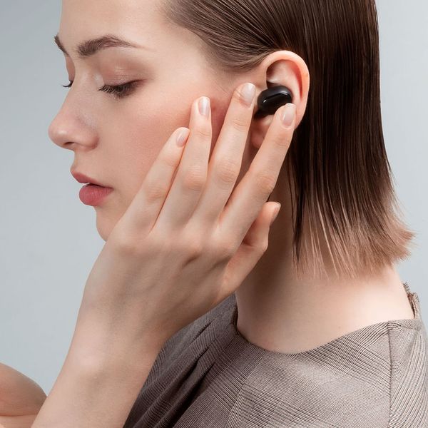 2019 горячей продажи второго поколения беспроводной зарядки Bluetooth наушники с Smart Sens
2019 горячей продажи второго поколения беспроводной зарядки Bluetooth наушники с Smart Sens