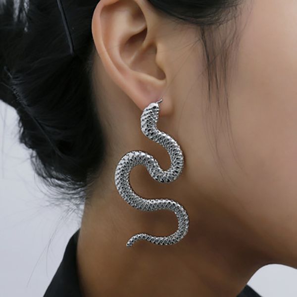 vintage long snake serpentine tassel golden stud earrings for women statement exaggerated jewelry gifts, Golden;silver
vintage long snake serpentine tassel golden stud earrings for women statement exaggerated jewelry gifts, Golden;silver