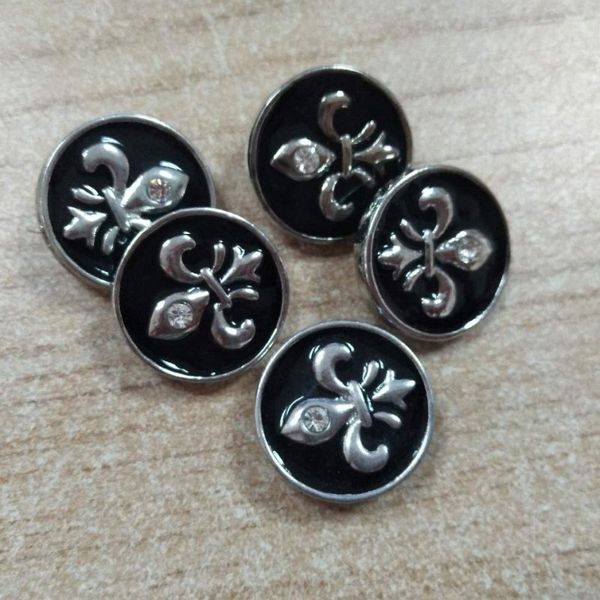 50 шт. Fleur-de-lis Saints Snap 20 мм для Ginger Snaps - кнопка Noosa Snaps - Кусочек Snap Ювелирные изделия бе
50 шт. Fleur-de-lis Saints Snap 20 мм для Ginger Snaps - кнопка Noosa Snaps - Кусочек Snap Ювелирные изделия бе