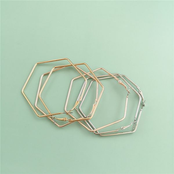 new metal square hoop earrings for women fashion jewelry pendientes boho big geometric simple party statement evening earrings, Golden;silver
new metal square hoop earrings for women fashion jewelry pendientes boho big geometric simple party statement evening earrings, Golden;silver