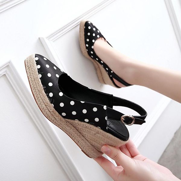 women sandals summer shoes platform wedges heel ankle strap shoes bohemia female espadrille sandals white big size 34-43, Black
women sandals summer shoes platform wedges heel ankle strap shoes bohemia female espadrille sandals white big size 34-43, Black
