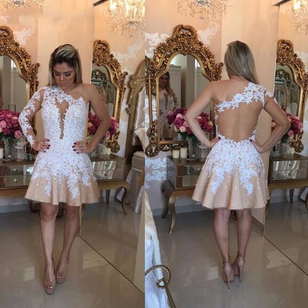 потрясающие линия одно плечо короткое платье sexy backless аппликациями пром homecoming формальное особый случай сшитое, Black
потрясающие линия одно плечо короткое платье sexy backless аппликациями пром homecoming формальное особый случай сшитое, Black