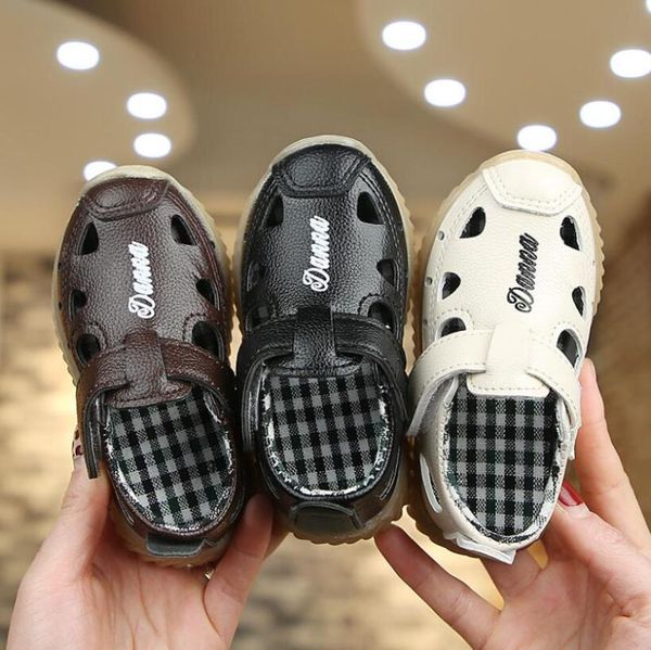 2019 100% soft leather child casual sandals summer new boys girls beach shoes kids sport sandals baby toddler shoes, Black;red
2019 100% soft leather child casual sandals summer new boys girls beach shoes kids sport sandals baby toddler shoes, Black;red