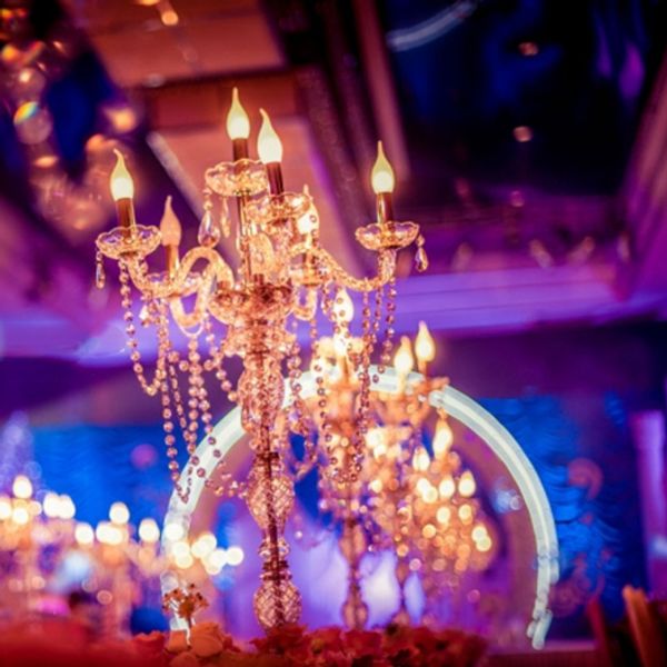 2017 acrylic crystal wedding candelabras silver road lead 100cm tall wedding centerpieces 
2017 acrylic crystal wedding candelabras silver road lead 100cm tall wedding centerpieces