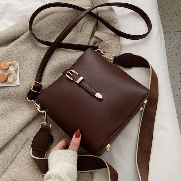 female large vintage pu leather crossbody bags for women 2020 shoulder messenger bag ladies hand sling handbags
female large vintage pu leather crossbody bags for women 2020 shoulder messenger bag ladies hand sling handbags
