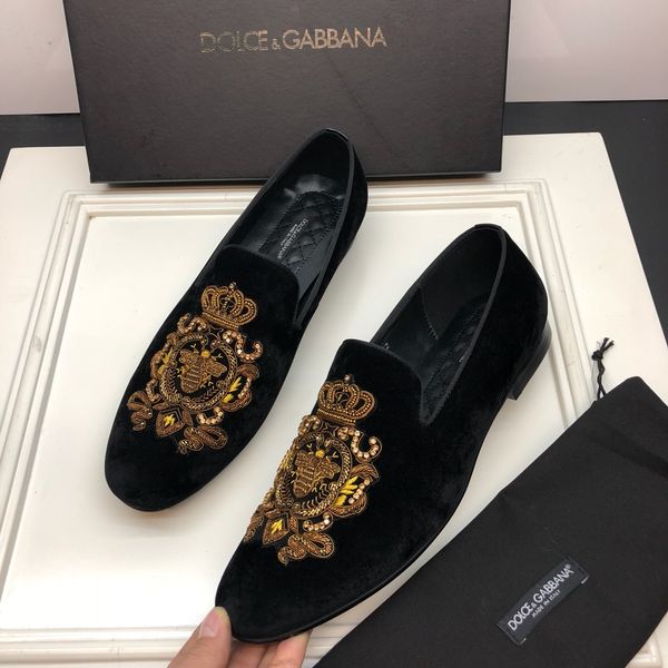 2020 new luxury fashion classic men's casual shoes suede 3d printing classic casual shoes 
2020 new luxury fashion classic men's casual shoes suede 3d printing classic casual shoes