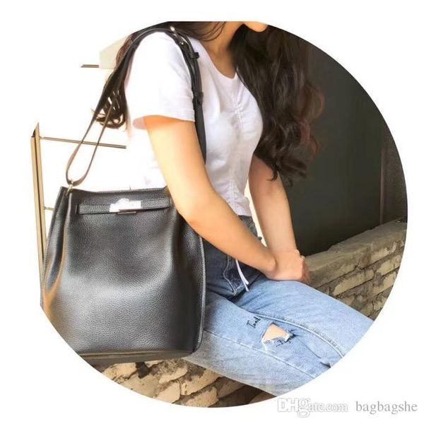 11sewn 28cm bucket beeswa a basket of vegetables 2018 brand fashion luxury designer bag famous women handbags shoulder bags crossbody waist
11sewn 28cm bucket beeswa a basket of vegetables 2018 brand fashion luxury designer bag famous women handbags shoulder bags crossbody waist