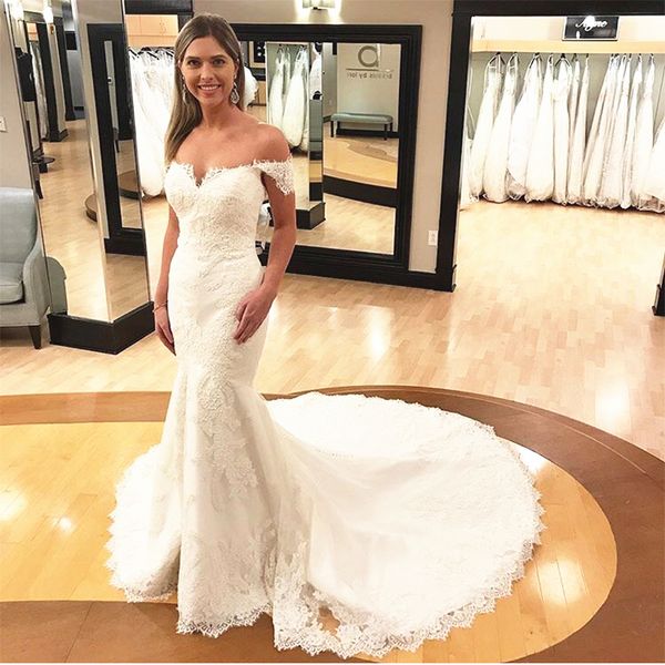 2020 chic style mermaid wedding dresses slim fitted off shoulder cap sleeve lace long trail bridal gowns vestido de noiva, White
2020 chic style mermaid wedding dresses slim fitted off shoulder cap sleeve lace long trail bridal gowns vestido de noiva, White