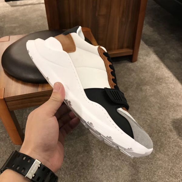 real leather sneakers trainers designer shoes mens casual shoes loafers flips flops boots size:38-44 with box, Black
real leather sneakers trainers designer shoes mens casual shoes loafers flips flops boots size:38-44 with box, Black