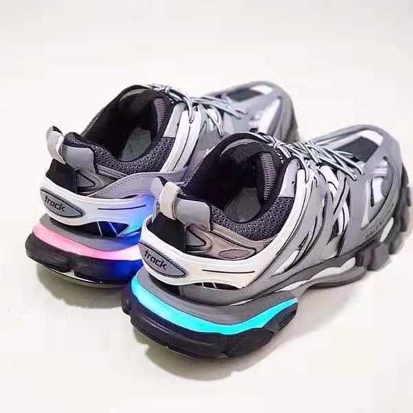 2019 designer air mag back to the future fashion brand sneakers mens women luxury causal shoes led lighting shoes eur 36-45, Black
2019 designer air mag back to the future fashion brand sneakers mens women luxury causal shoes led lighting shoes eur 36-45, Black