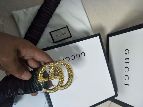 с box mens женщина luxury пояса дизайнерские топ ремни новый большой пряжки мужчин пояса моды оптовой бесплатная доставка, Black;brown
с box mens женщина luxury пояса дизайнерские топ ремни новый большой пряжки мужчин пояса моды оптовой бесплатная доставка, Black;brown