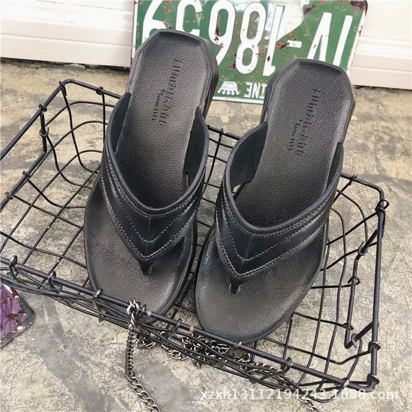 summer flip-flops korean-style men slippers outdoor anti-slip outer wear flip-flop chao tuo black and white with pattern beach f
summer flip-flops korean-style men slippers outdoor anti-slip outer wear flip-flop chao tuo black and white with pattern beach f