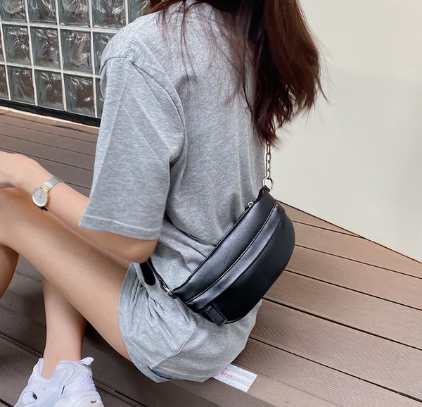 fashion women's handbag saddle female bag chain cross body girl casual shoulder messenger saddle bag black ju092
fashion women's handbag saddle female bag chain cross body girl casual shoulder messenger saddle bag black ju092