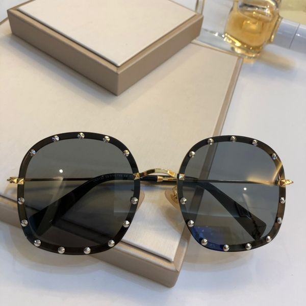 new l3132 mens sunglasses men sun glasses women sunglasses fashion style protects eyes gafas de sol lunettes de soleil with box, White;black
new l3132 mens sunglasses men sun glasses women sunglasses fashion style protects eyes gafas de sol lunettes de soleil with box, White;black