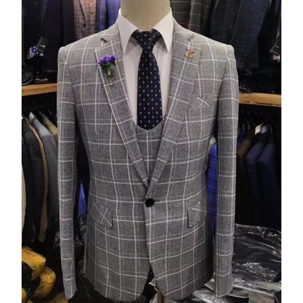 2020 grey lattice suits men 3 pieces slim fit mens suits for wedding prom business man blazer groom tuxedo jacket pants vest set, White;black
2020 grey lattice suits men 3 pieces slim fit mens suits for wedding prom business man blazer groom tuxedo jacket pants vest set, White;black
